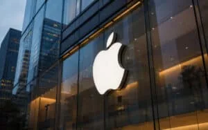 Apple bryder historisk grænse og rammer en markedsværdi på 5 billioner dollar